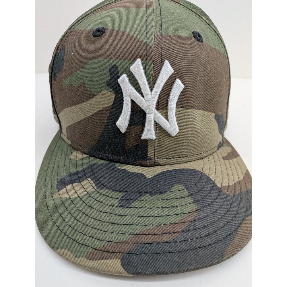 New Era 9FIFTY New York Yankees Camouflage Snapback Hat Cap MLB One Size